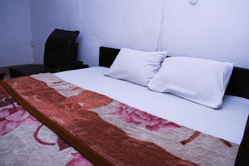 Day By Day Hotel 拉各斯 外观 照片